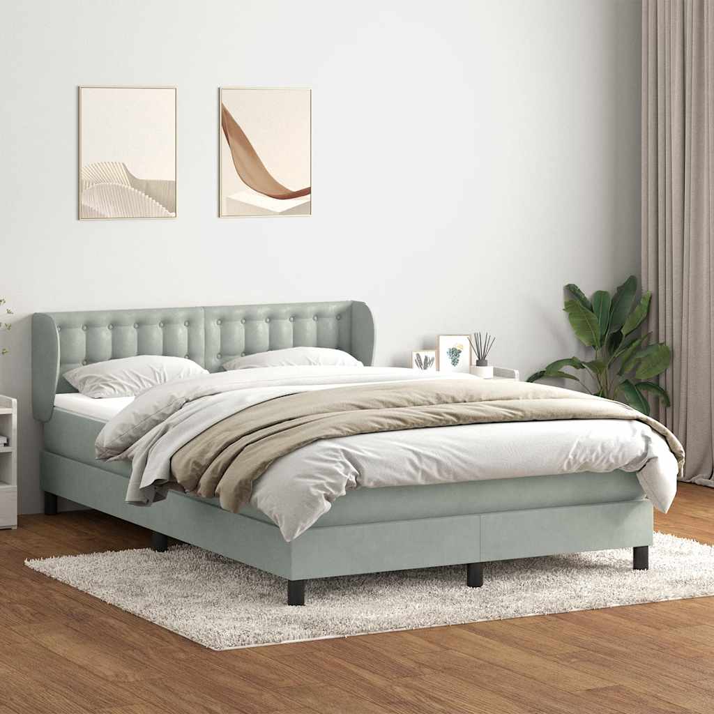 Boxspringbett mit Matratze Hellgrau 160x210 cm Samt