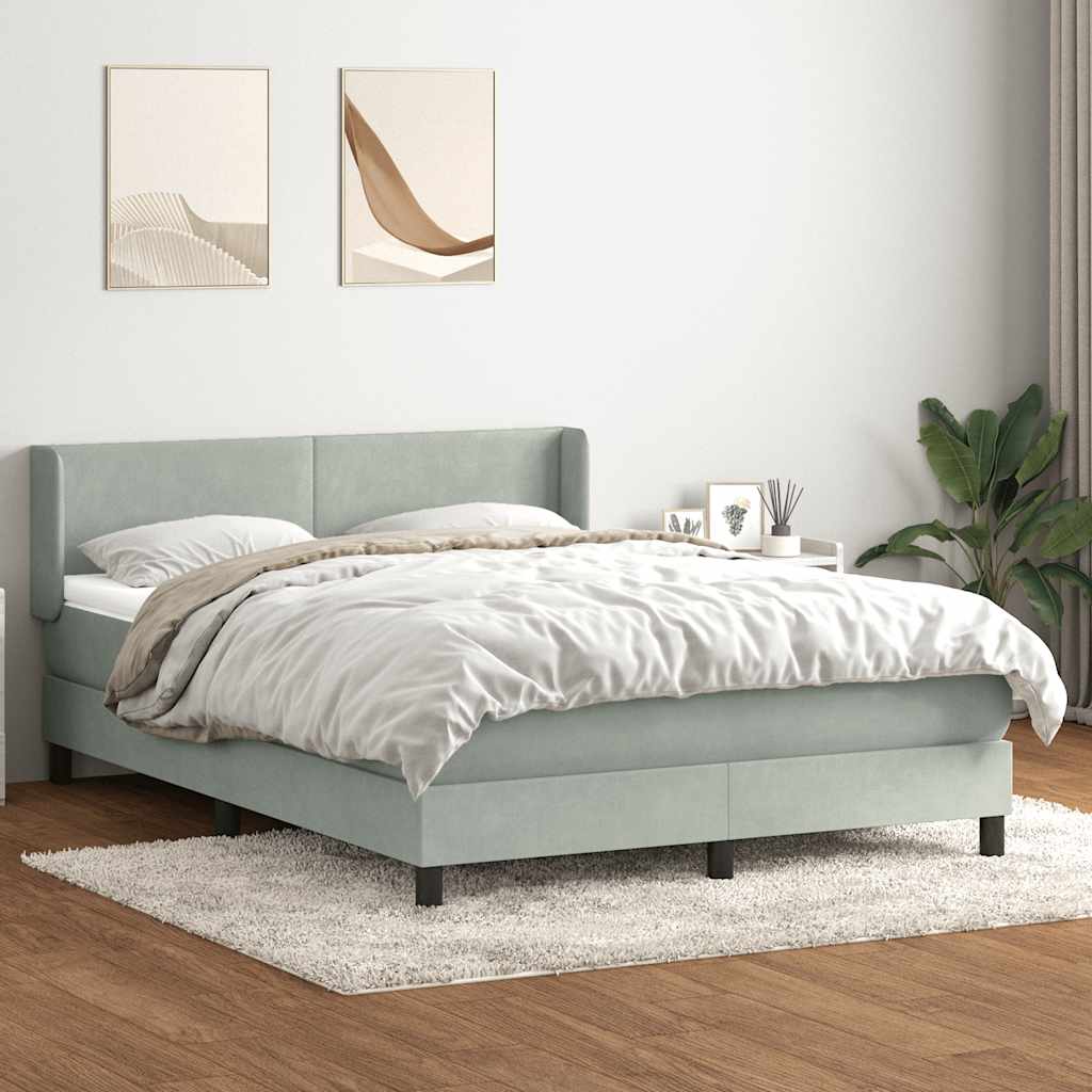 Boxspringbett mit Matratze Hellgrau 160x210 cm Samt