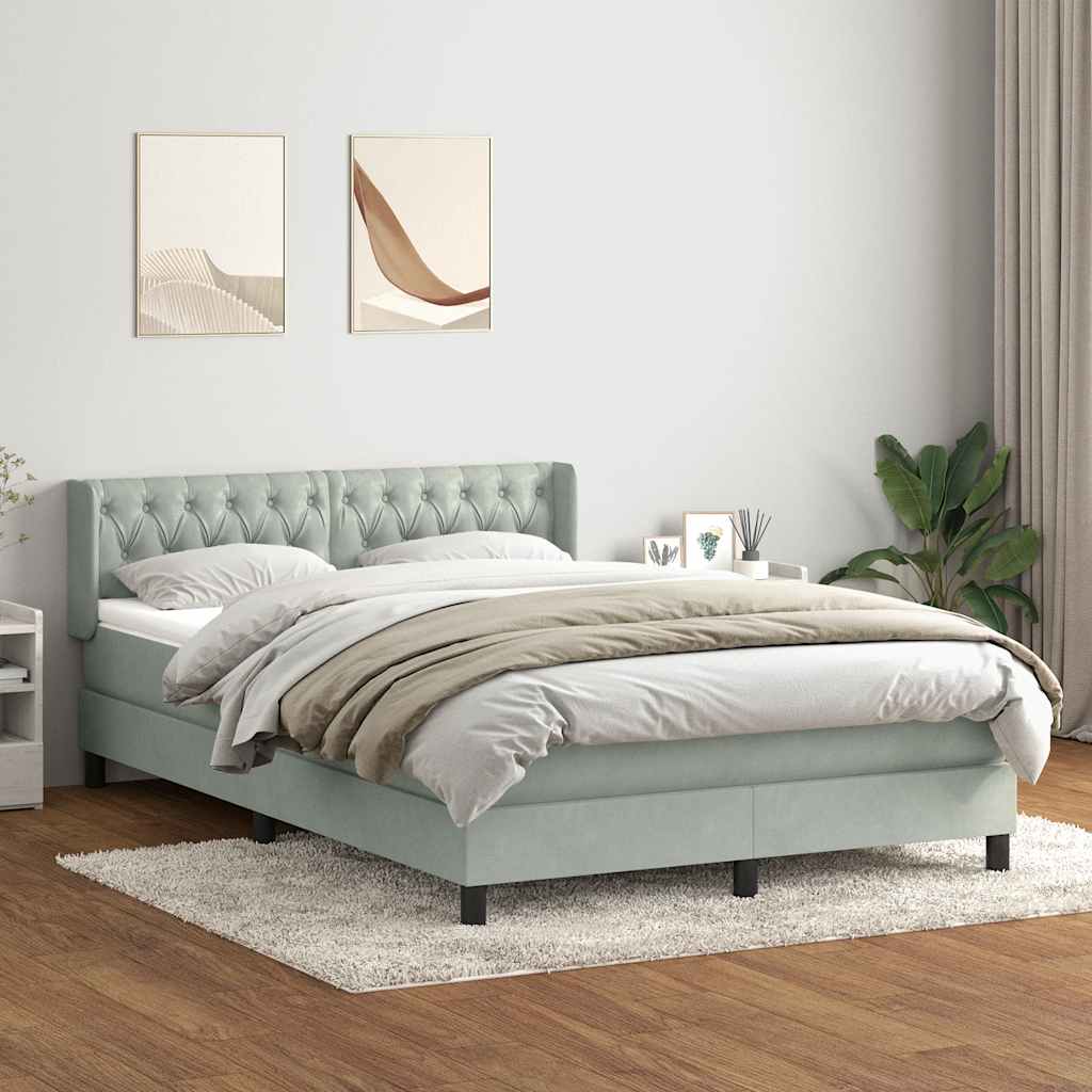 Boxspringbett mit Matratze Hellgrau 160x210 cm Samt