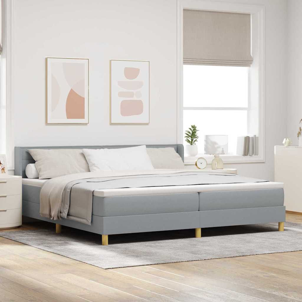 Boxspringbett mit Matratze Hellgrau 200 x 200 cm Stoff
