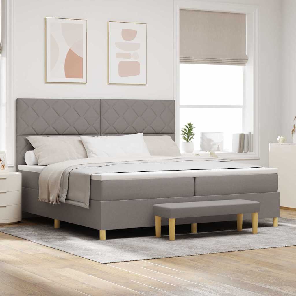 Boxspringbett mit Kissen mit Kopfteil Taupe 200 x 200 cm Stoff