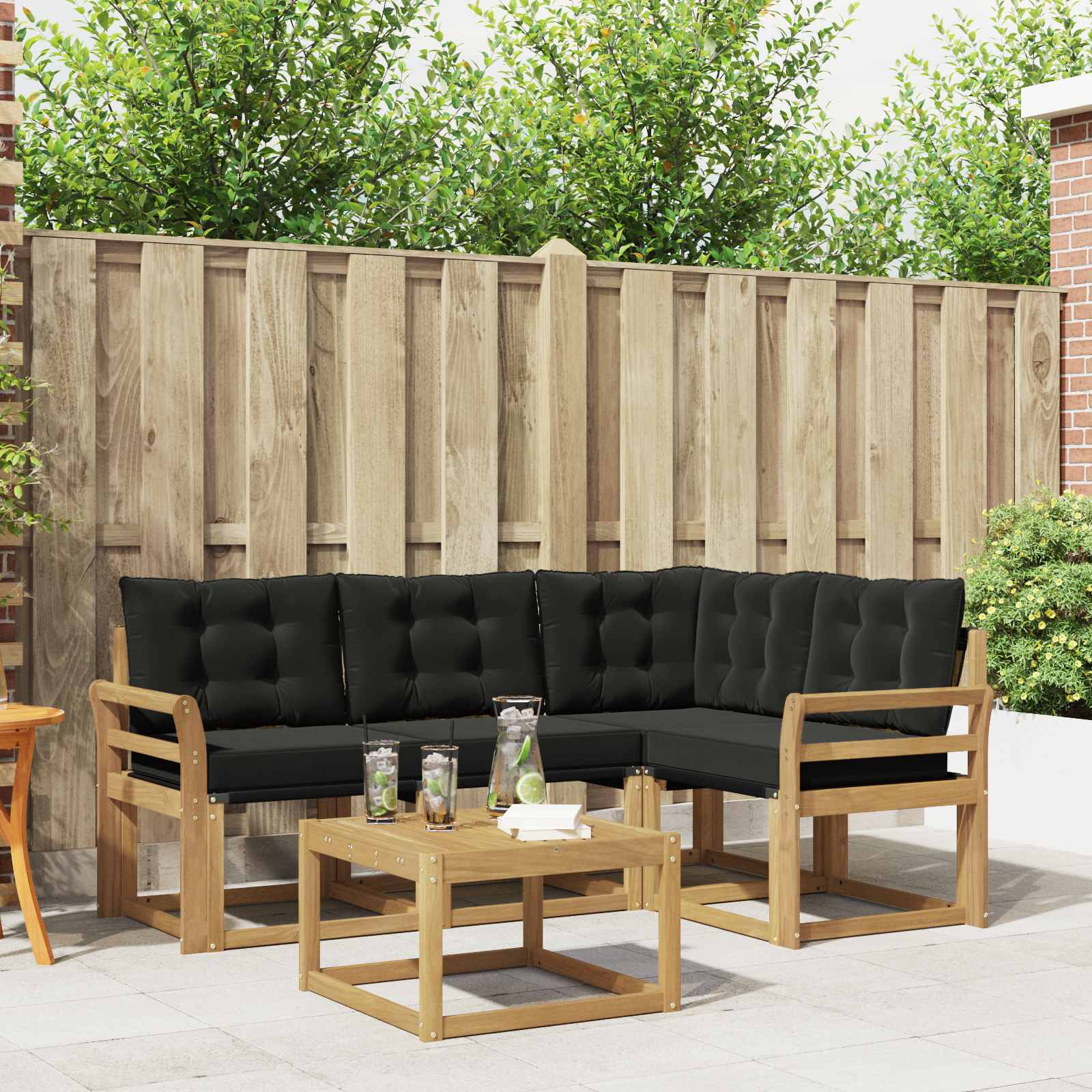 Outdoor-Sofagarnitur 5 stk. Weiß und Schwarz